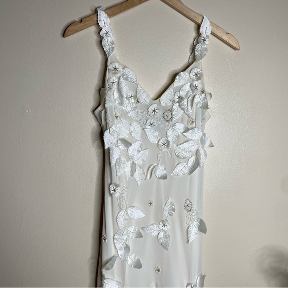 SOLD-VINTAGE XSCAPE BEADED FLORAL APPLIQUÉ FAIRY DRESS WITH SHARKBITE HEM - Picture 2 of 16